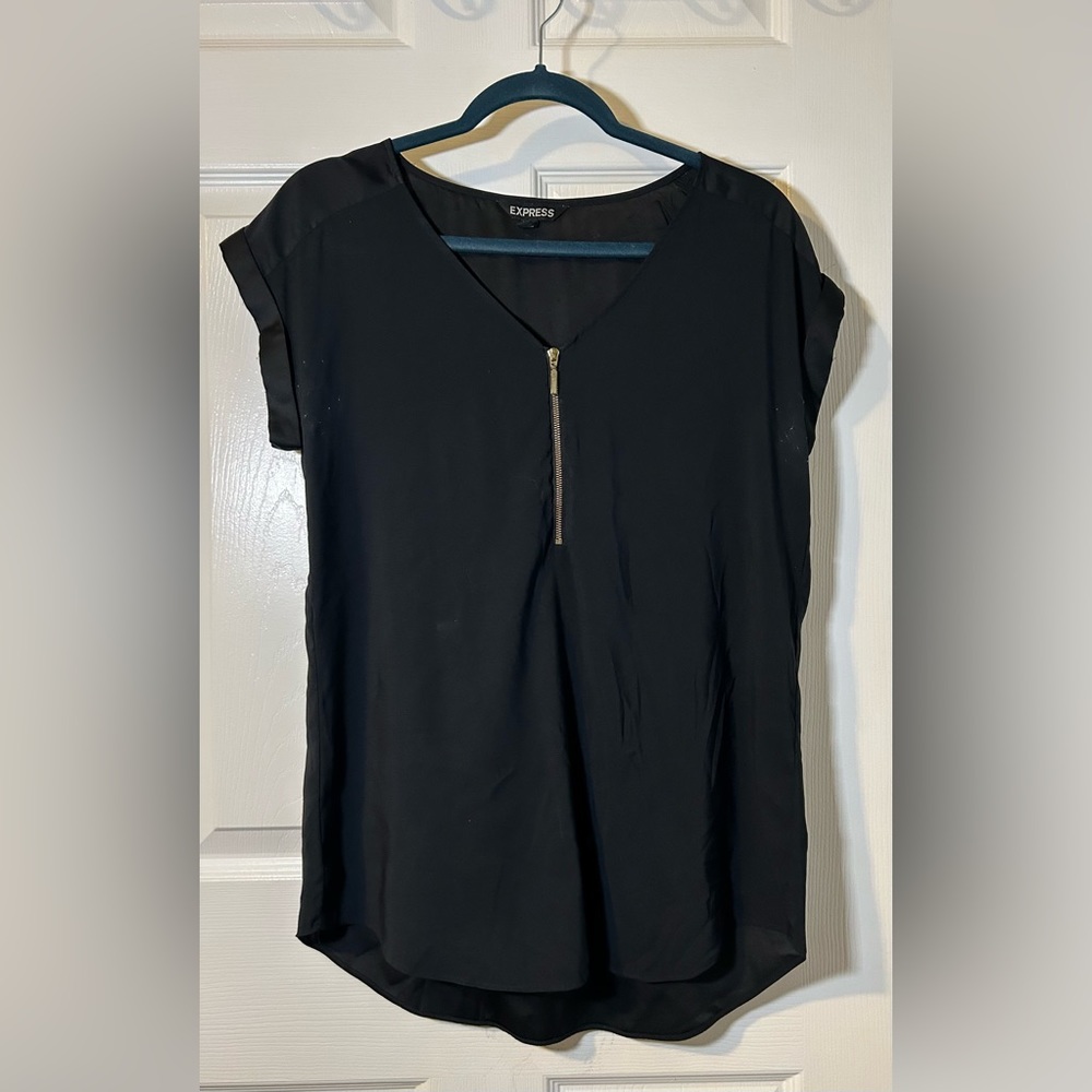 Express short sleeve blouse in black with gold zipper in front - size M